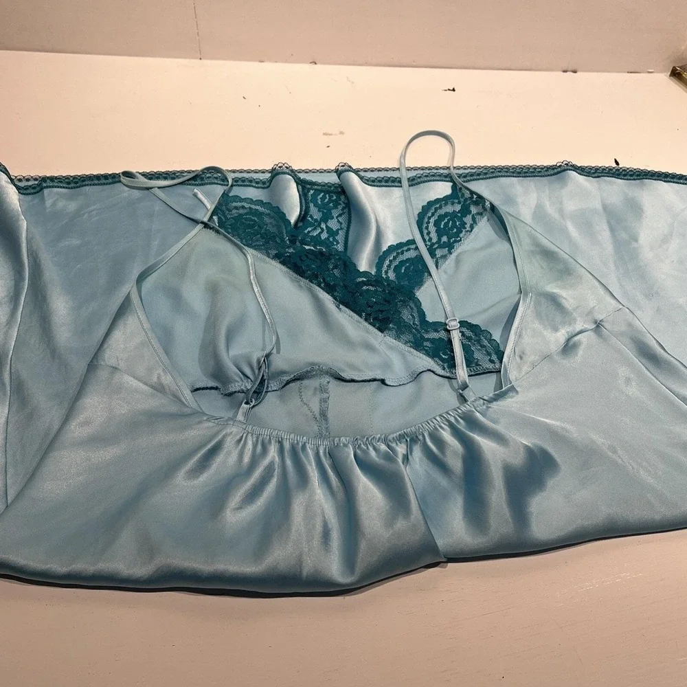 Vintage Y2K M Victoria's Secret Angels Satin Laced Babydoll Lingerie Blue